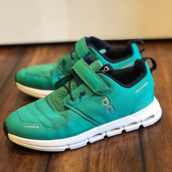 On Cloud Other - On Cloud Cloud Play Mint Green Kid’s Sneakers Size 3